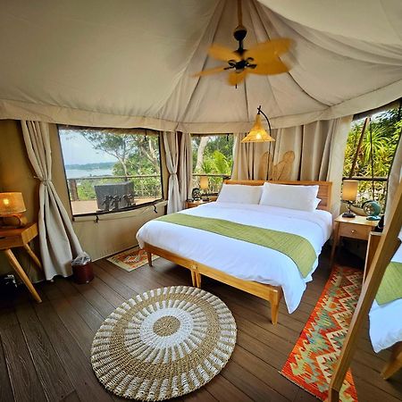 Palau Carolines Resort โครอร์ ภายนอก รูปภาพ