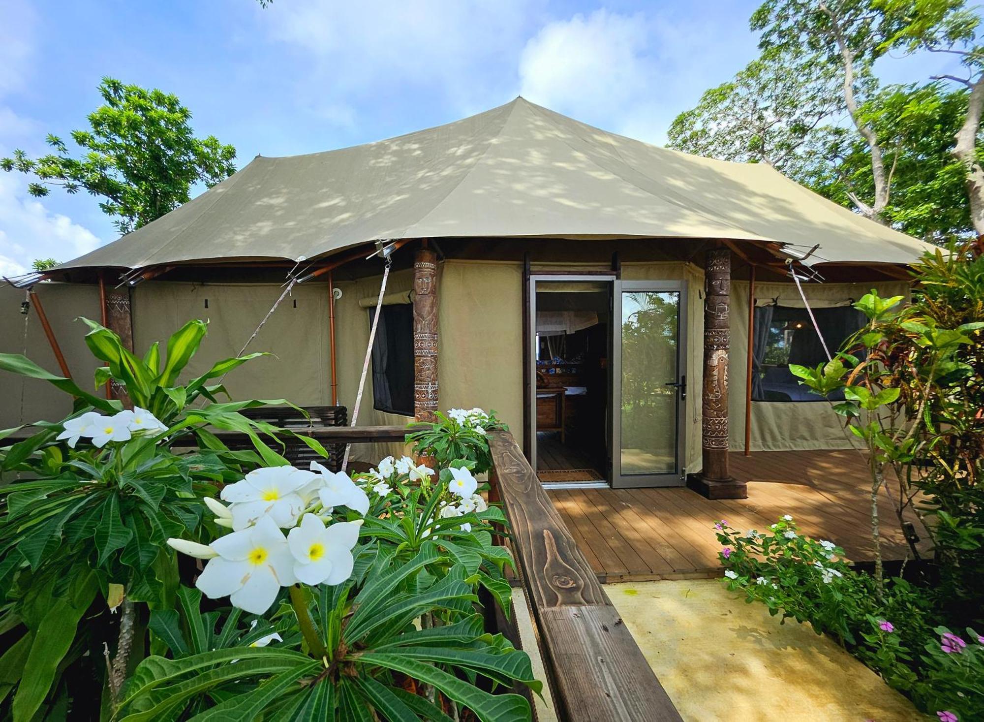 Palau Carolines Resort โครอร์ ภายนอก รูปภาพ